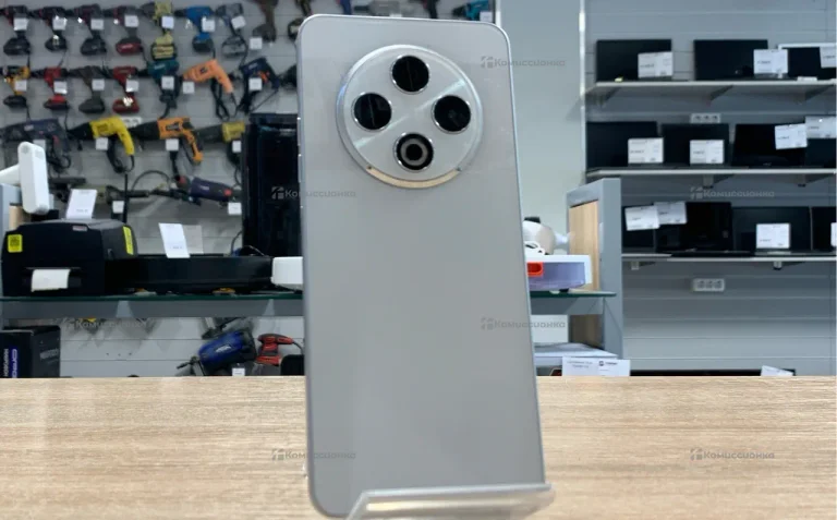 Tecno Spark 30 8/128 ГБ