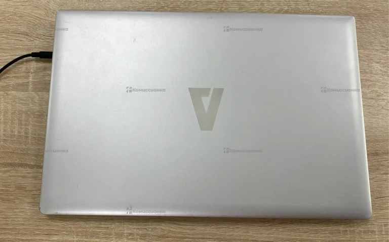 Ноутбук  azerty rb-1551