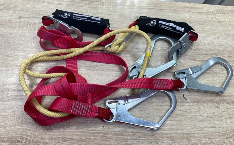 Страховочная привязь Vento profi