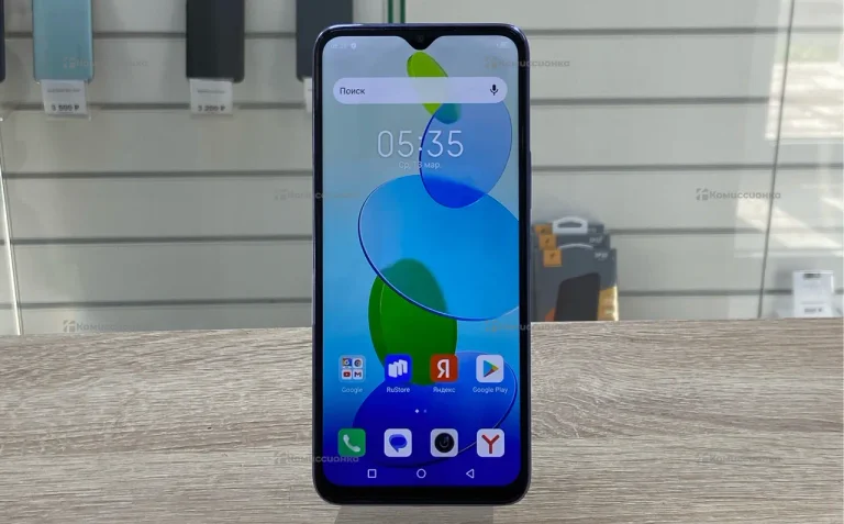 Infinix Smart 6 Plus (India) 3/64 ГБ