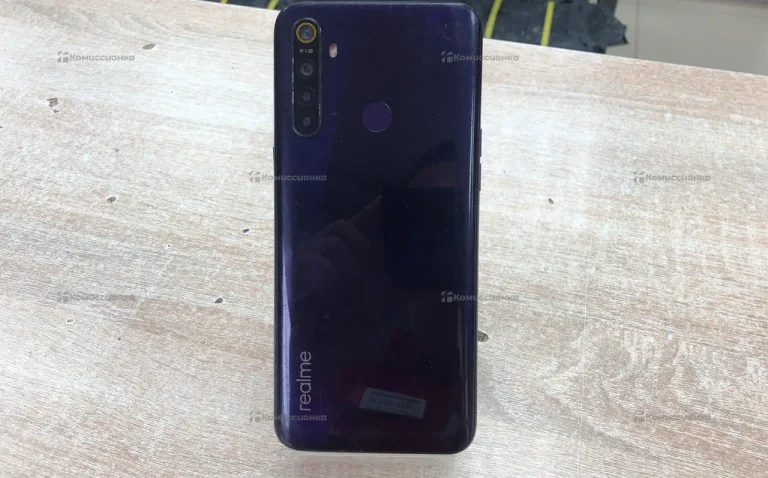 Realme 5 3/64 ГБ