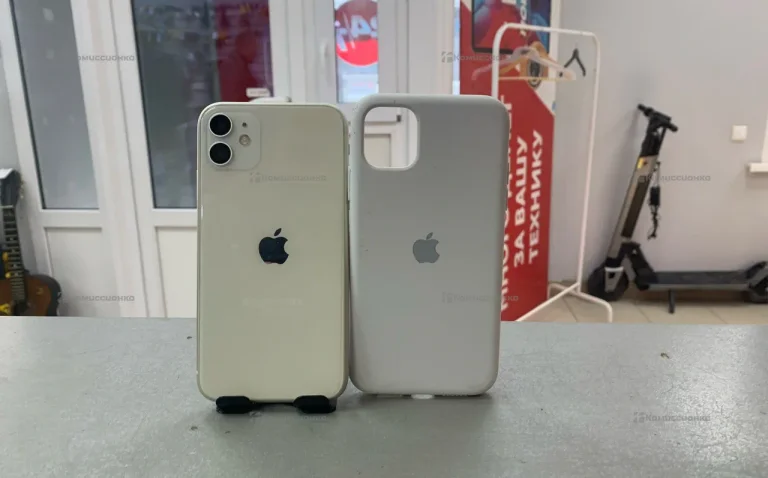 Apple iPhone 11 4/128 ГБ