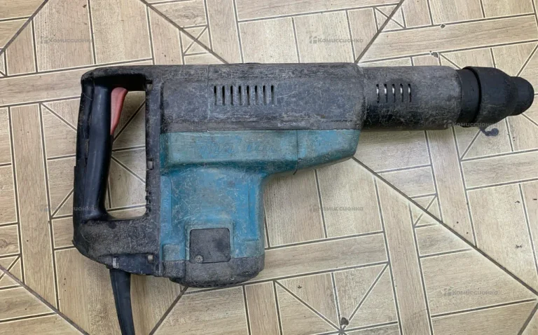 Отбойный молоток makita hr3125