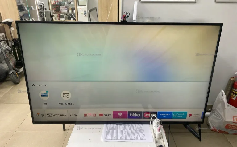 Телевизор Samsung UE50NU7002U