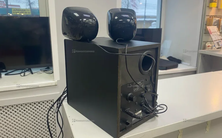 Музыкальный центр  Philips