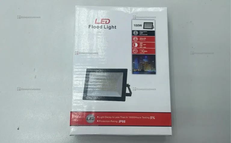 Прожектор Flood Light 100W