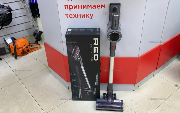 Пылесос RedSolution V3060