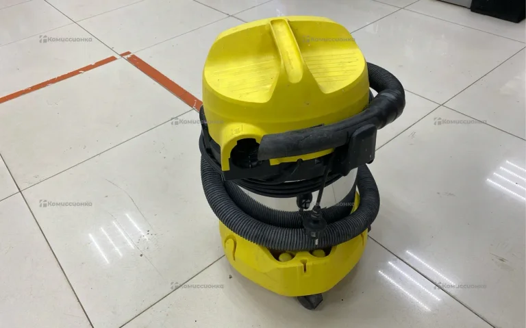 Пылесос  строительный Karcher wd 3 premium