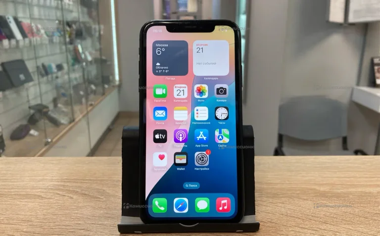 Apple iPhone XR 64 ГБ