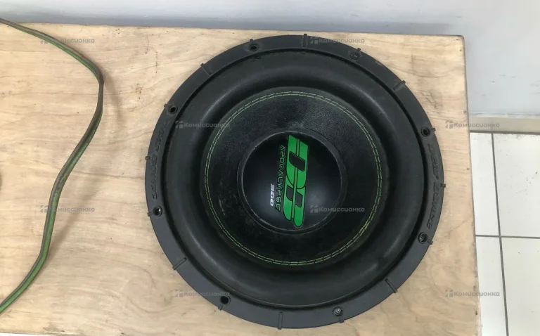 Сабвуфер DB Apocalypse 300