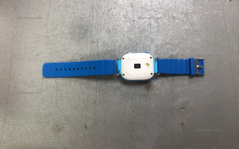 Часы  детские синие