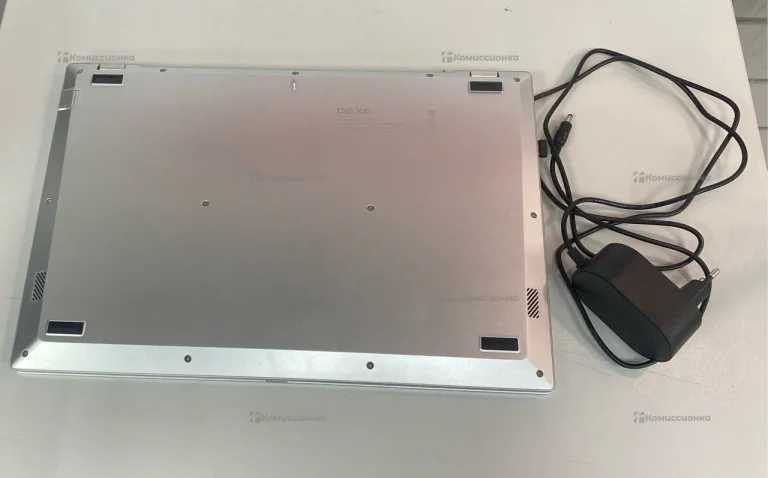 Ноутбук  DEXP