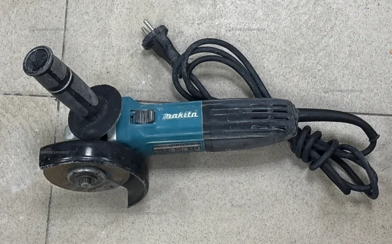 Makita УШМ Ga 5030R