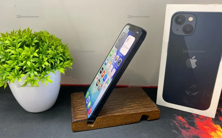 Apple iPhone 13 4/128 ГБ