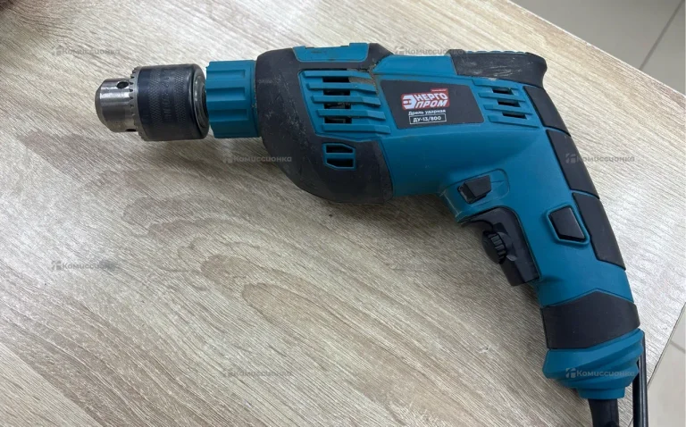 Дрель ударная Энергомаш ДУ-13/800
