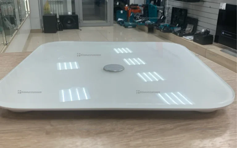 Весы  Honor AH100