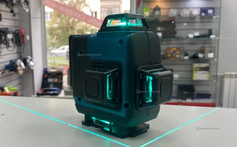 Лазерный уровень Makita реплика