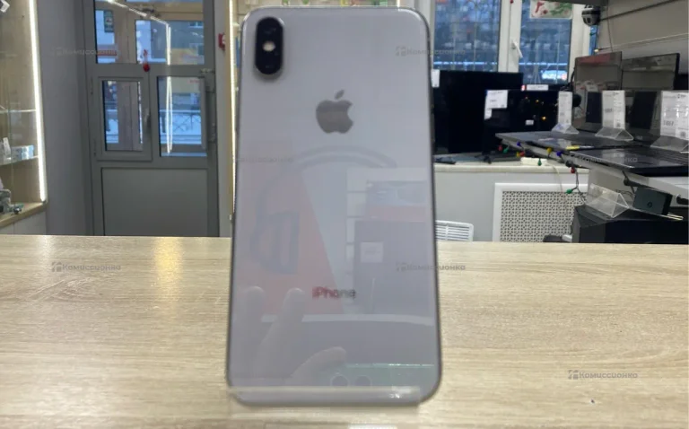 Apple iPhone X 3/256 ГБ