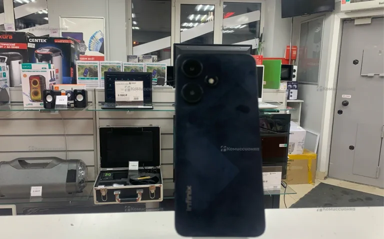 Infinix Hot 30i 4/64 ГБ