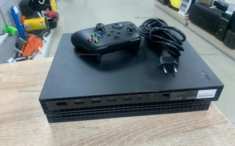 Приставка Xbox One X 1 ТБ