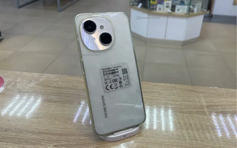 Tecno Spark Go 1 4/128 ГБ