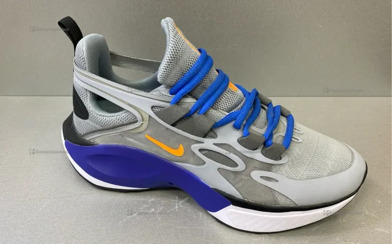 Кроссовки Nike 43p Signal