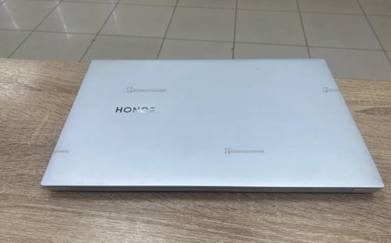 Ноутбук  Honor