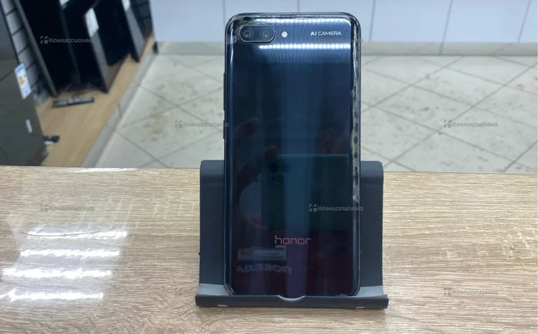 Honor 10 4/64 ГБ