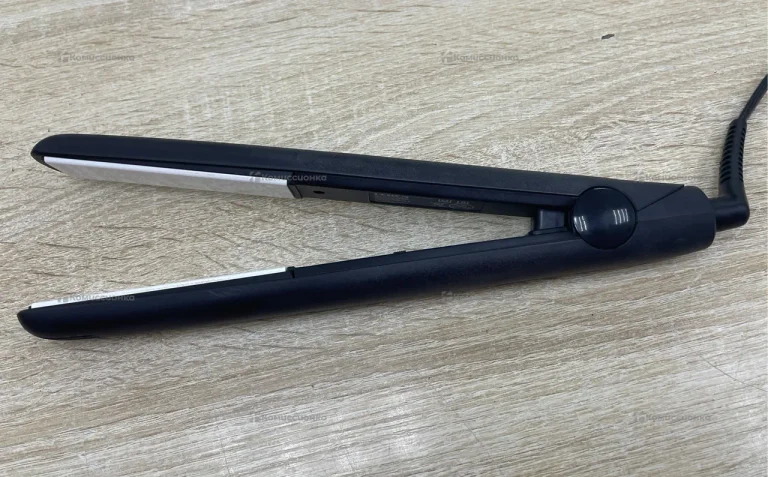 Выпрямитель для волос Leben