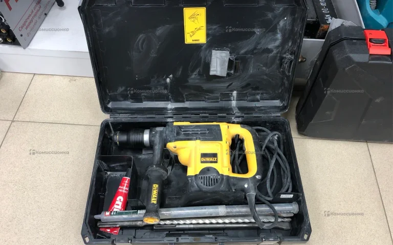 Перфоратор dewalt D25501K