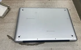 Ноутбук  MacBook Pro 13.3 (2009)