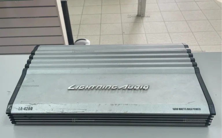 Усилитель  lightning audio la 4200