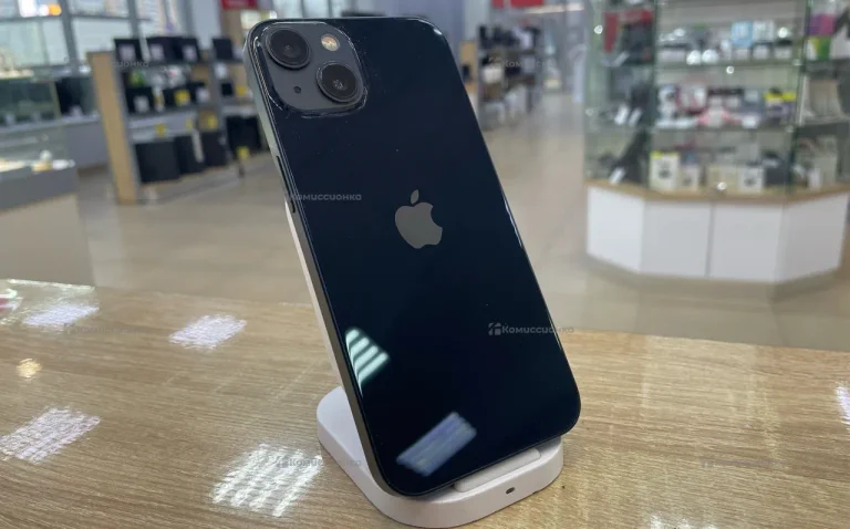 Apple iPhone 13 4/128 ГБ