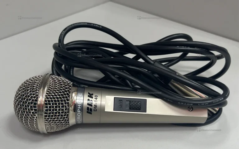 Микрофон BBK DM-140