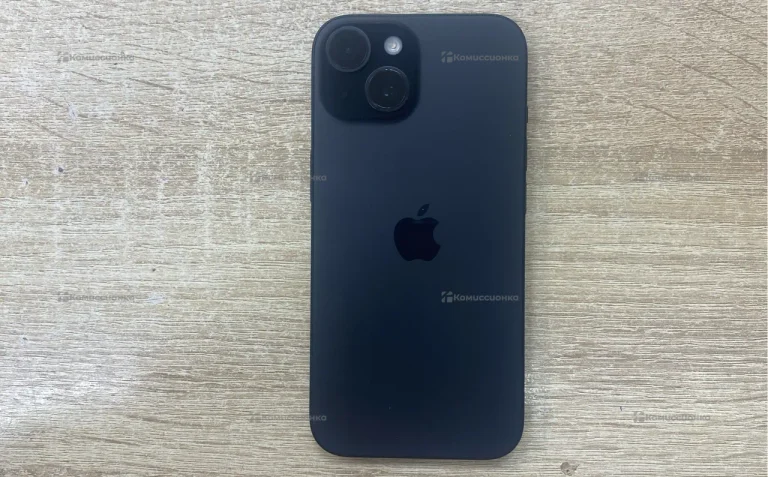 Apple iPhone 15 6/128 ГБ