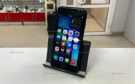 Apple iPhone SE (2020) 3/128 ГБ