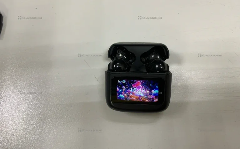 Наушники Hoco с дисплеем