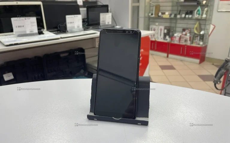 Samsung Galaxy A8 (2018) 4/32 ГБ