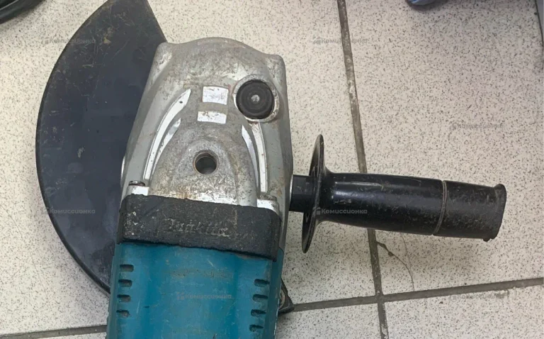 УШМ makita GA9020