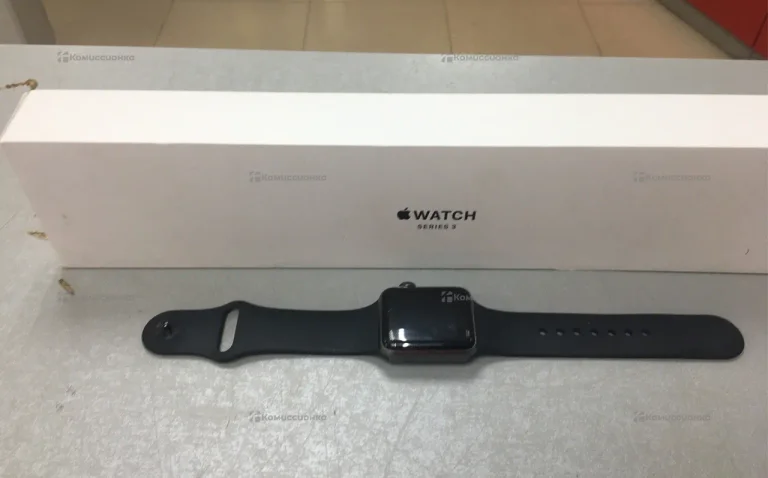 Часы Apple Watch 3