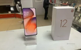 Xiaomi 12 12/256 ГБ