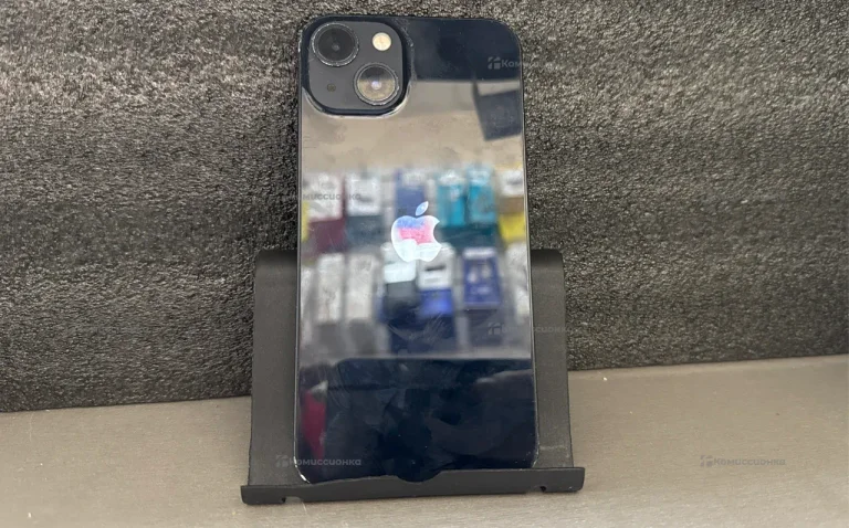 Apple iPhone 13 4/128 ГБ