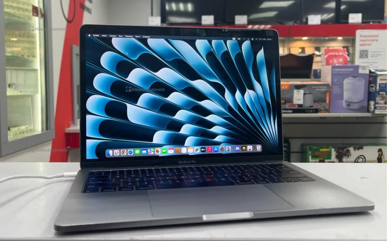 Ноутбук Apple MacBook Pro 13 2017