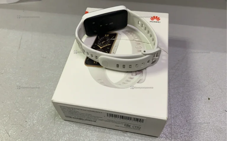 Часы  huawei band 9-e94 KIM-B19