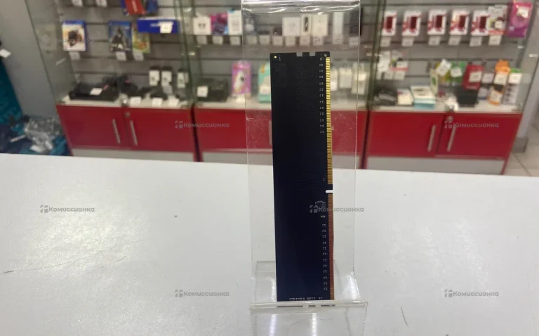 Оперативная памать DDR 4 8gb