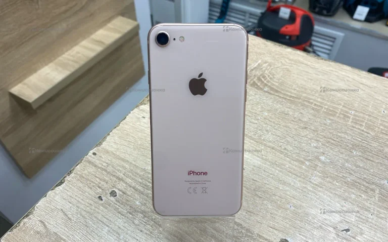 Apple iPhone 8 2/64 ГБ