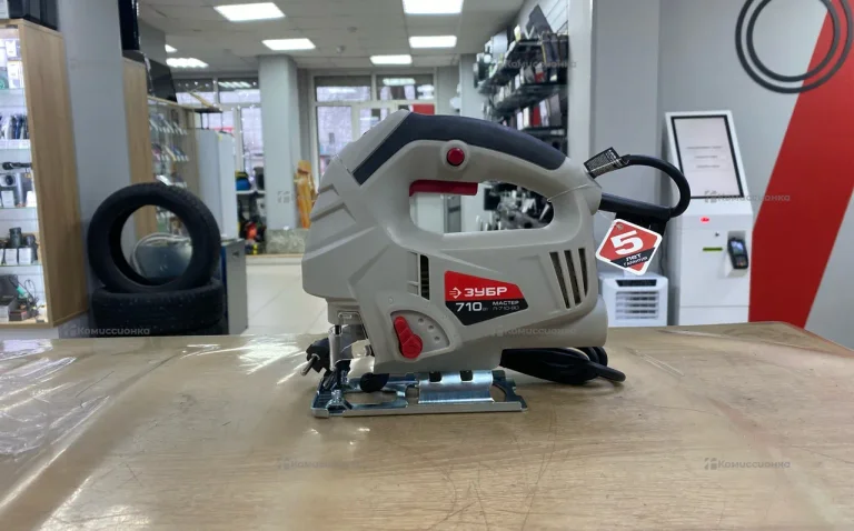 Электролобзик ЗУБР Л-710-80