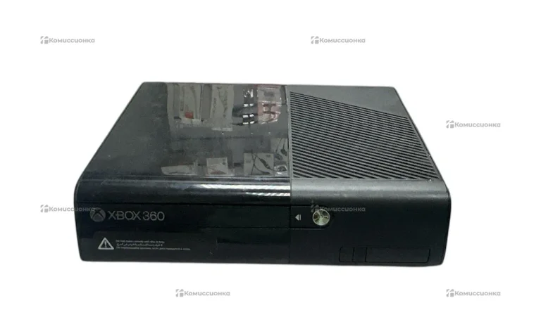Приставка Xbox 360 E