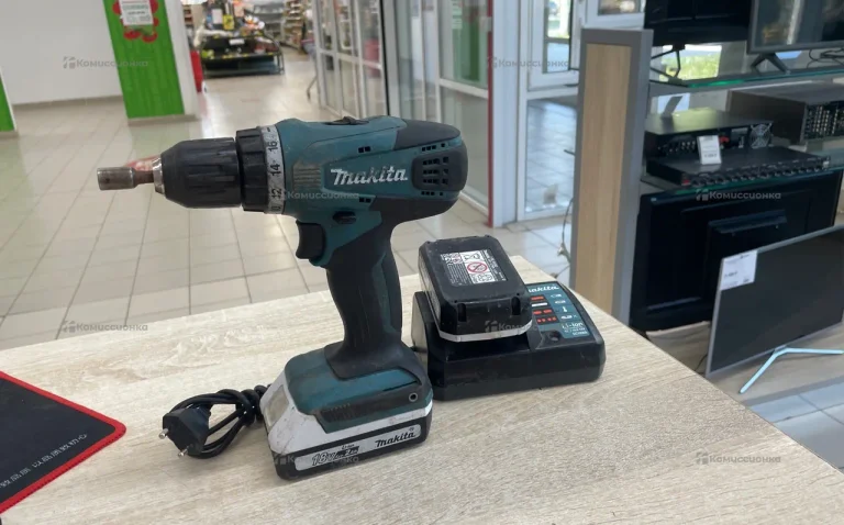 Шуруповерт Makita DF347D