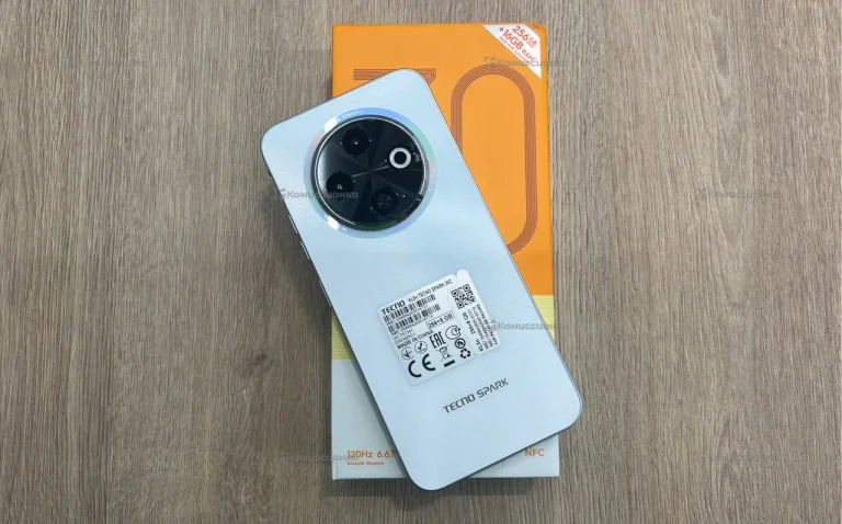 Tecno Spark 30C 8/256  White